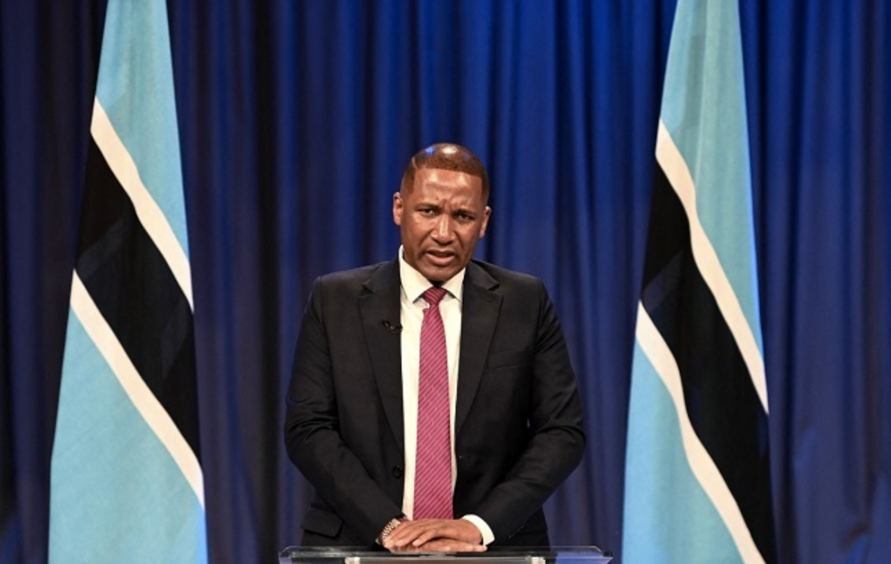 Simple Boko Simple swearing-in ceremony for Botswana President Duma Boko – Maravi ...